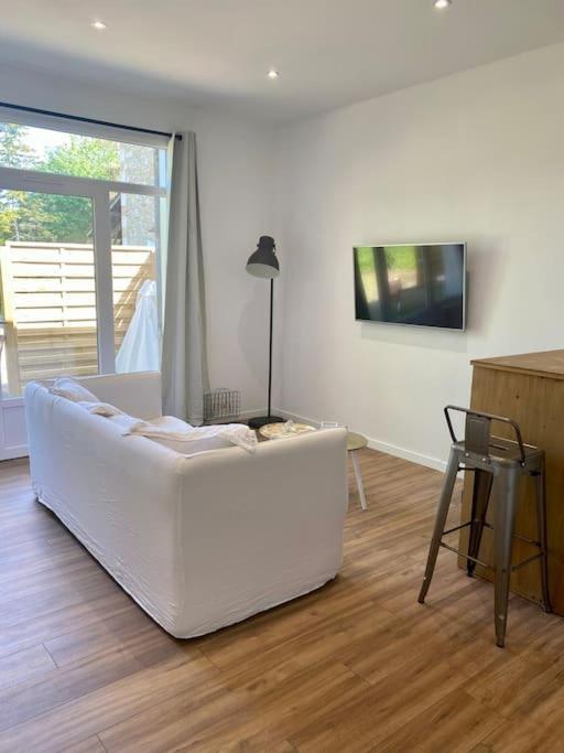 Dependance Privee A La Campagne Avec Spa Saint-Cirice Exteriör bild